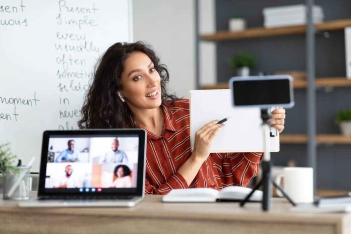 How To Create An Engaging Virtual Sales Pitch (3)