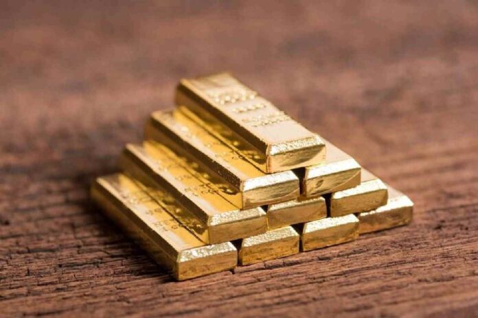 The best strategies for gold investors